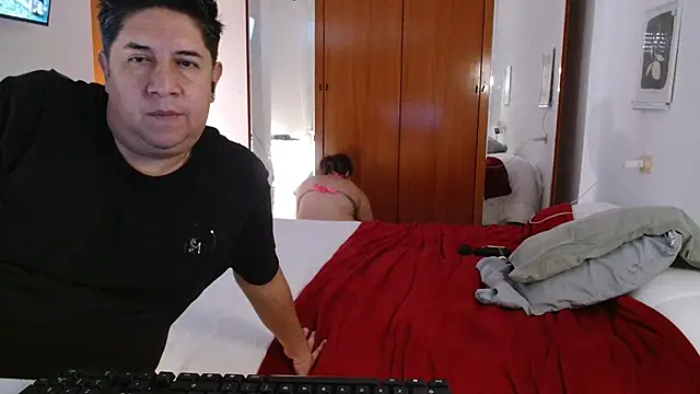 THIAGOEVA live sex cam