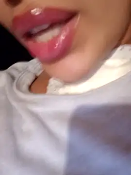 Sexlove1xo's cam snapshot