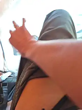 SexyErola27 live sex cam