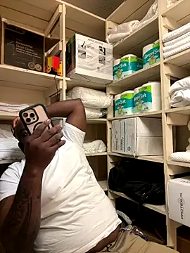 africandickxxl live sex cam