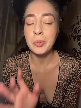 Holly_Play live sex cam