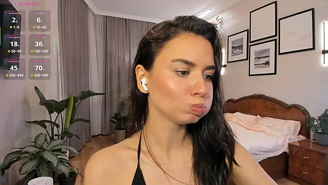 NicoleLuv's cam snapshot