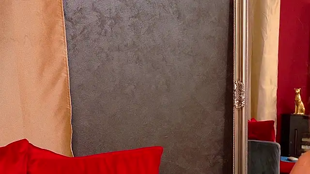 Emmilly_'s cam snapshot