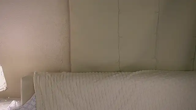 AnnyBangs's cam snapshot