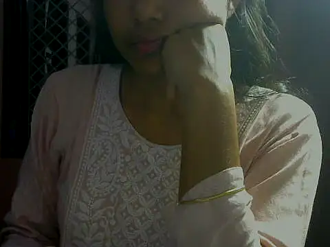 Romantic_Roma6's cam snapshot