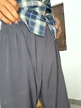 yuviiiisinha789's cam snapshot