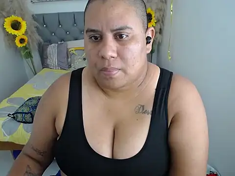 hotlesby_valery live sex cam