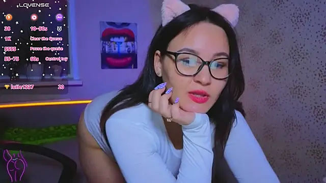 EsterLogan's cam snapshot