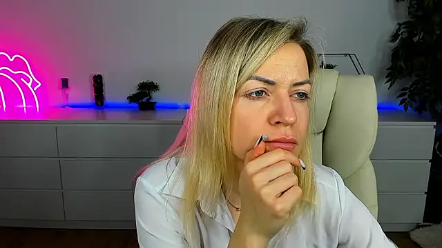 Anna_Snows's cam snapshot