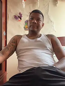 Saipadpuer30's cam snapshot