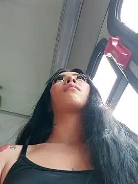 Moon_And_Sunn's cam snapshot