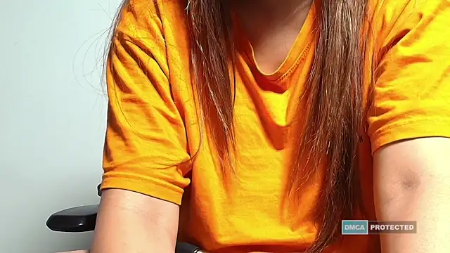 Sakheeeena's cam snapshot