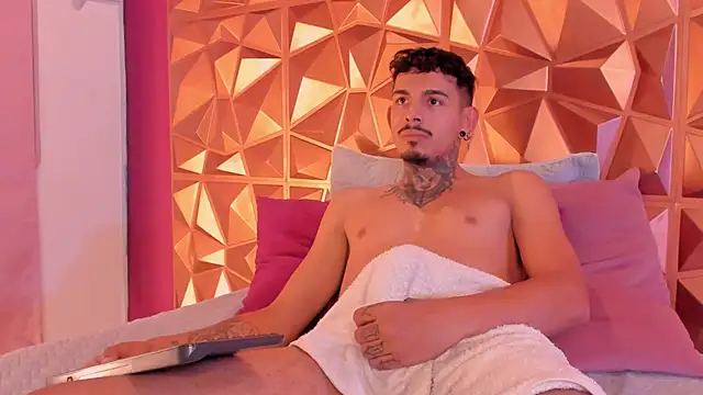 AleKiing's cam snapshot