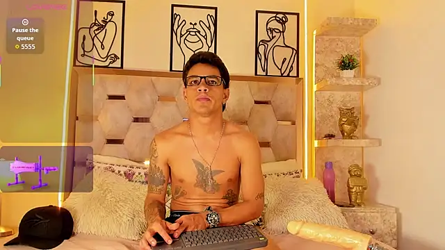 Andrew_Haalls's cam snapshot