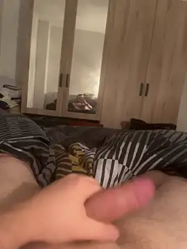 Secret954's cam snapshot