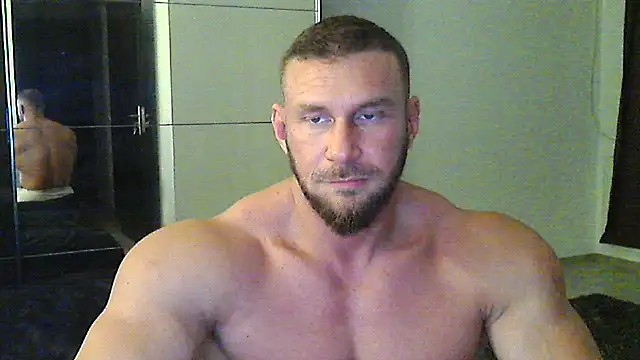 muscularkevin's cam snapshot