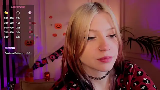 arielabradberry's cam snapshot