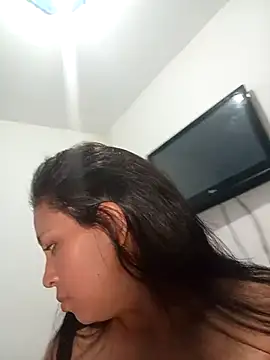 LeilaTaylor's cam snapshot