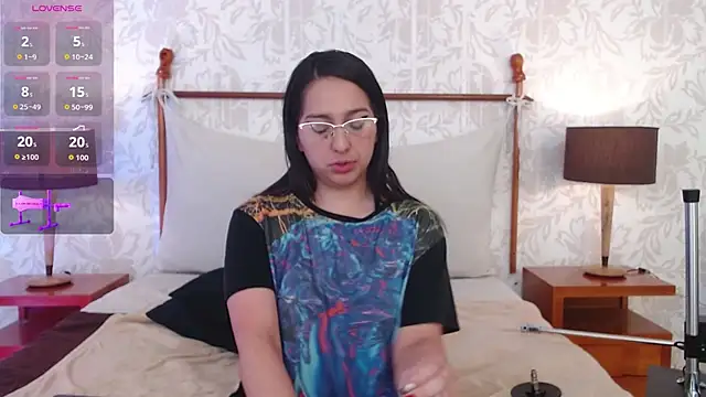 LexyBlaze_'s cam snapshot