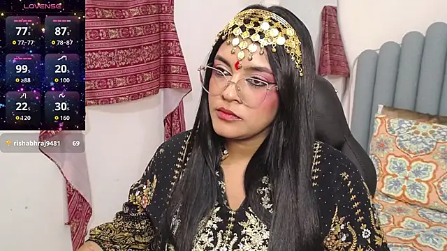 lakshmiraniii's cam snapshot