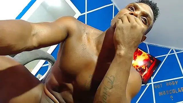 alexander_megan's cam snapshot