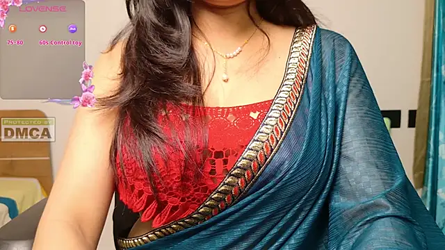 Dovey_'s cam snapshot