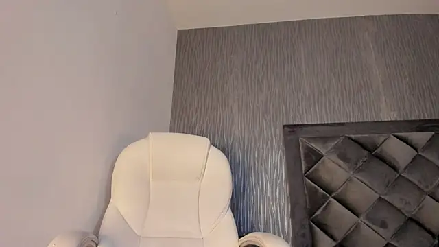 dylan_cross_'s cam snapshot