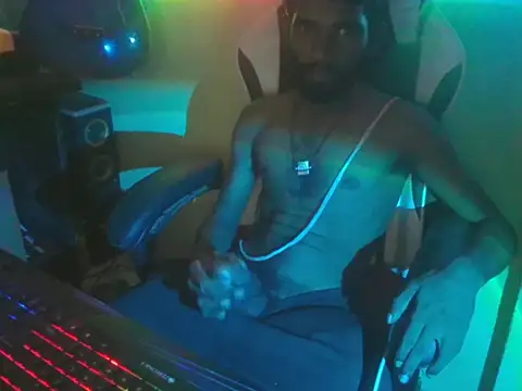 FriskyGender's cam snapshot