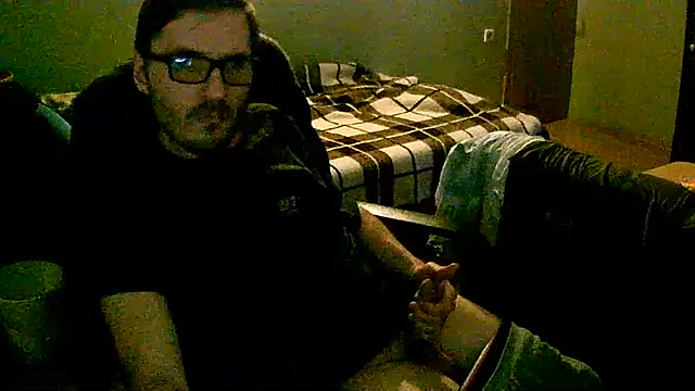 dado-hot12's cam snapshot