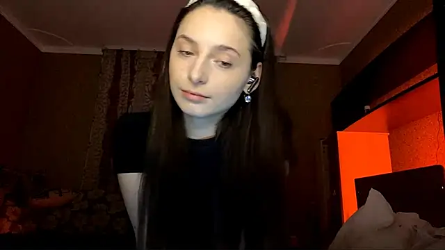 Poly_Falkony's cam snapshot