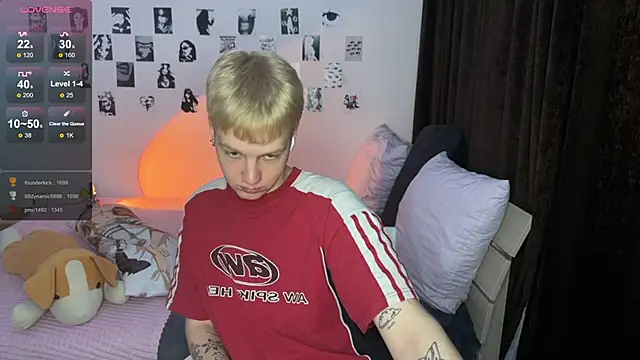 olivertasty's cam snapshot