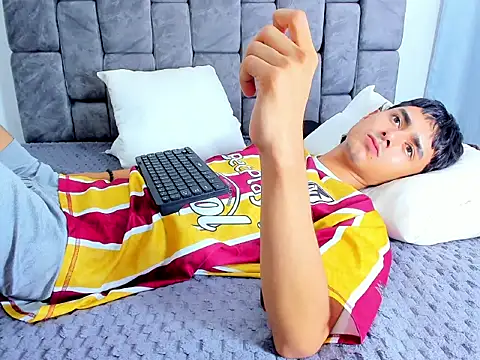 Anthony_carter's cam snapshot