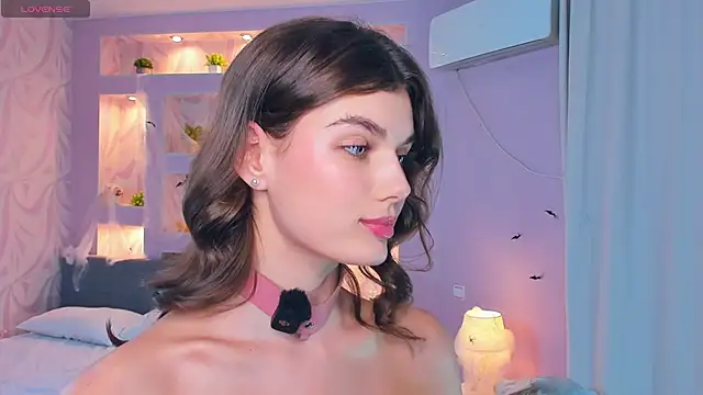 FloraDobb live sex cam