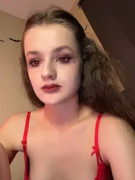 KittyQueeny live sex cam