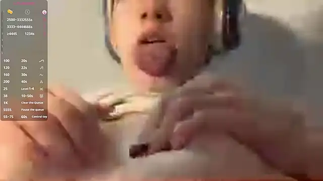 LorRebak's cam snapshot