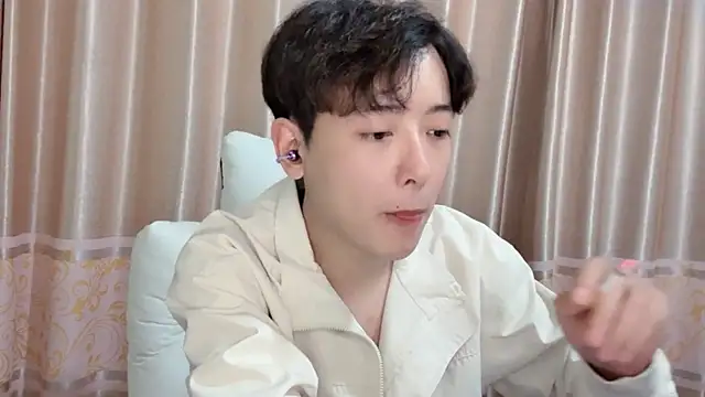 xiaoxiao1025's cam snapshot