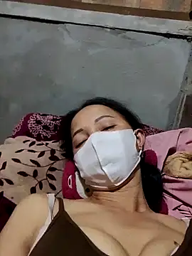 TRIEUTRIEU20's cam snapshot