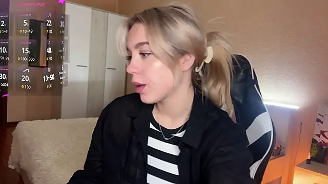 ariashaa's cam snapshot