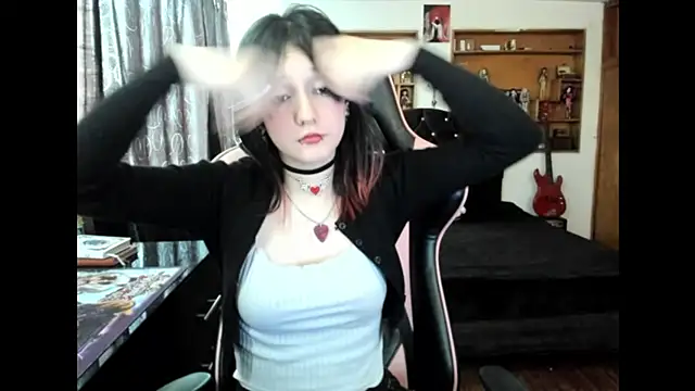 Maki_Zein_'s cam snapshot