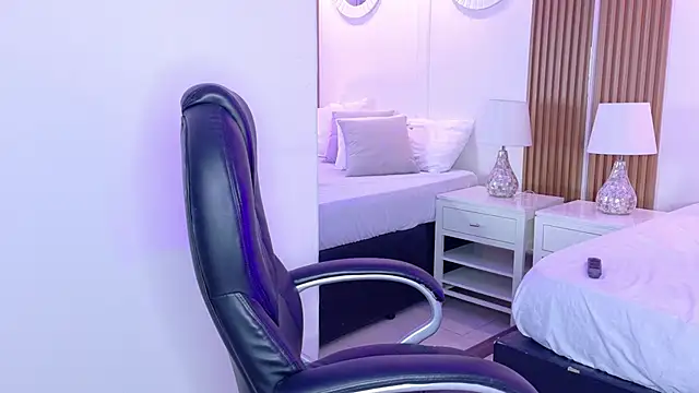 AshleyGinger_'s cam snapshot