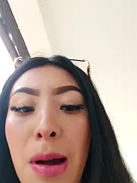 Moon_And_Sunn's cam snapshot