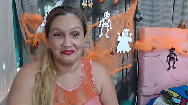 mom_son_dirty live sex cam