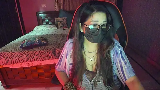 ShylaGill's cam snapshot