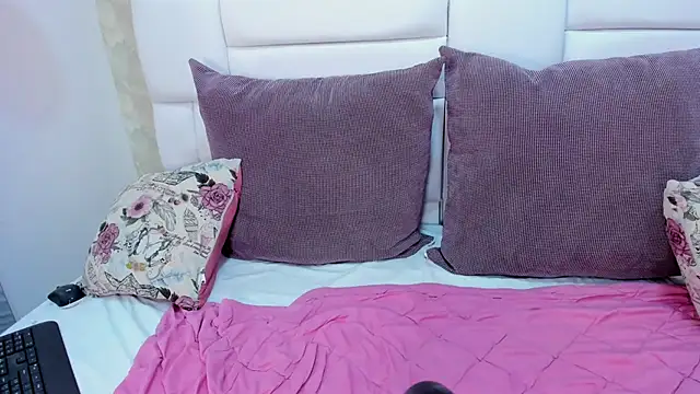 aitana_monteroo's cam snapshot