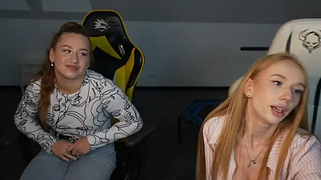 Amelia_Blaze live sex cam