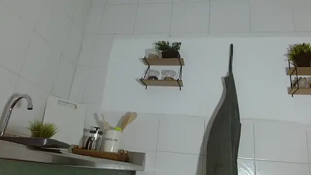 lisa_andruu's cam snapshot