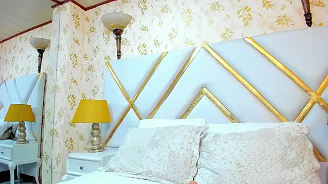 Julieta_Owen's cam snapshot