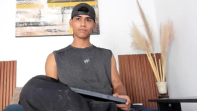 zander_2120 live sex cam