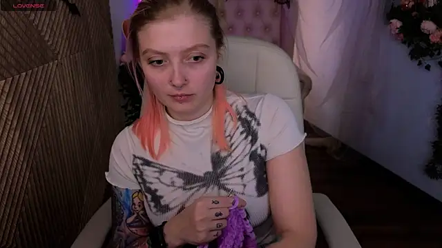 Kiki_shay's cam snapshot