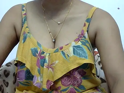 Dazzling_Riya's cam snapshot